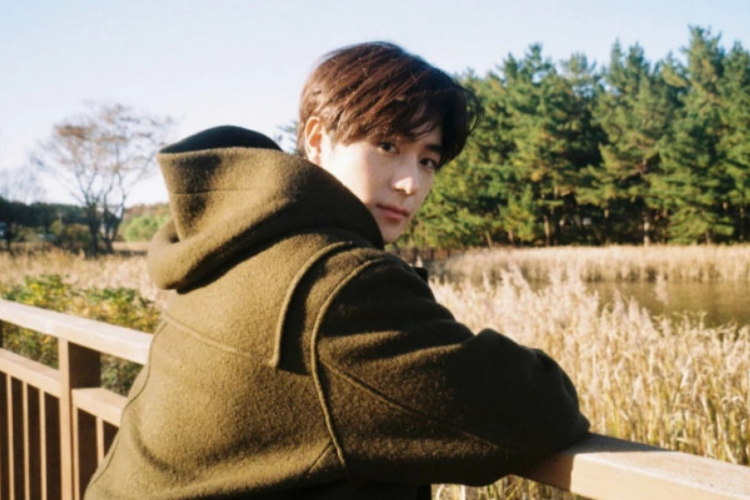 ฮยอนแจ สมาชิกวง THE BOYZ พร้อมเริ่มต้นอาชีพนักแสดงภายใต้สังกัด SEESUN