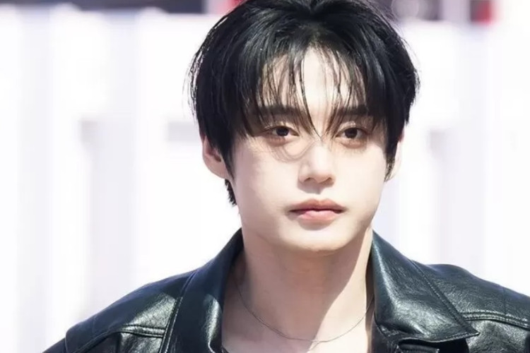 คิม จี อุง สมาชิกวง ZEROBASEONE พักกิจกรรมกลุ่มเพื่อมุ่งเน้นไปที่อาชีพนักแสดง